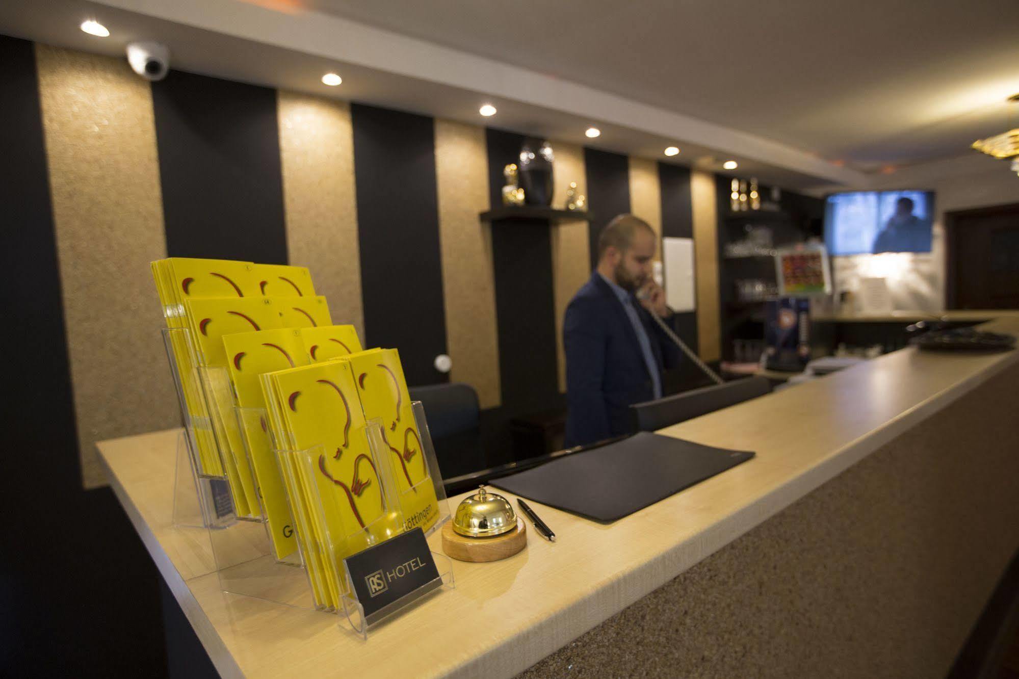 As Hotel Гёттинген Экстерьер фото